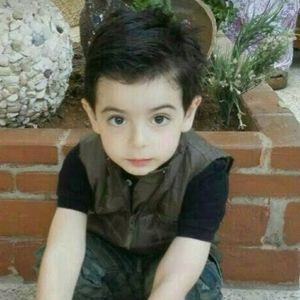 Meet your Posher, Qais